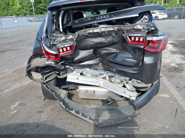 3C4NJCBB9JT166279 Jeep Compass Latitude Fwd