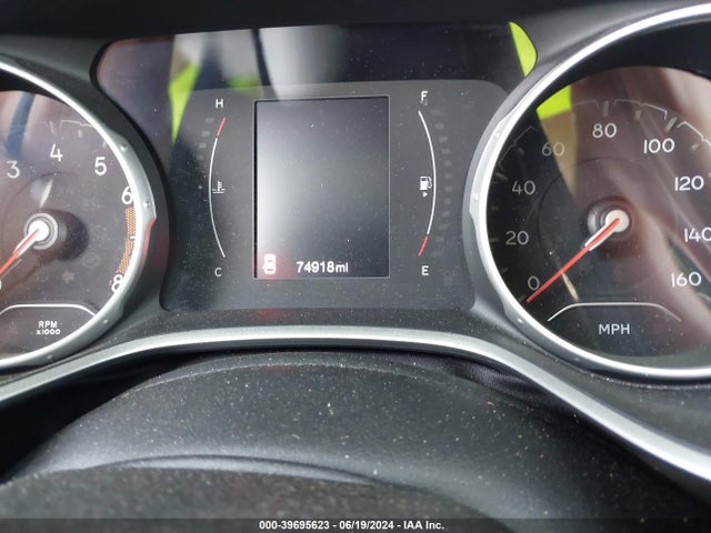 3C4NJCBB9JT166279 Jeep Compass Latitude Fwd