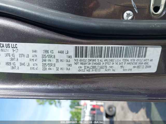 3C4NJCBB9JT166279 Jeep Compass Latitude Fwd