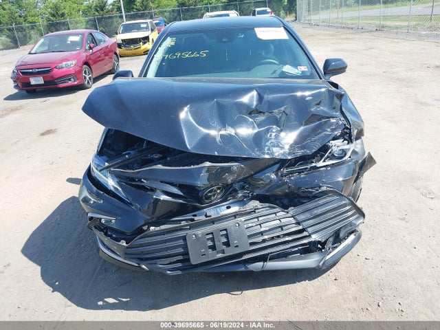 Toyota CAMRY LE 2022 4T1C11AK9NU640476 Image 12