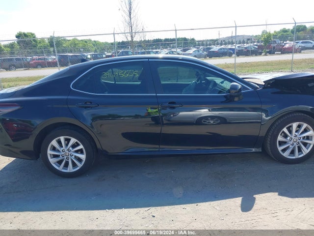 Toyota CAMRY LE 2022 4T1C11AK9NU640476 Image 13