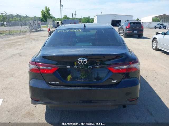 Toyota CAMRY LE 2022 4T1C11AK9NU640476 Image 16