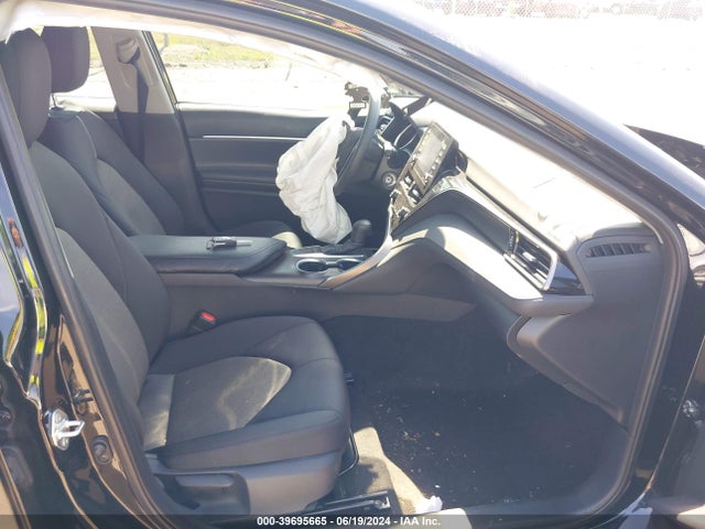 Toyota CAMRY LE 2022 4T1C11AK9NU640476 Image 5