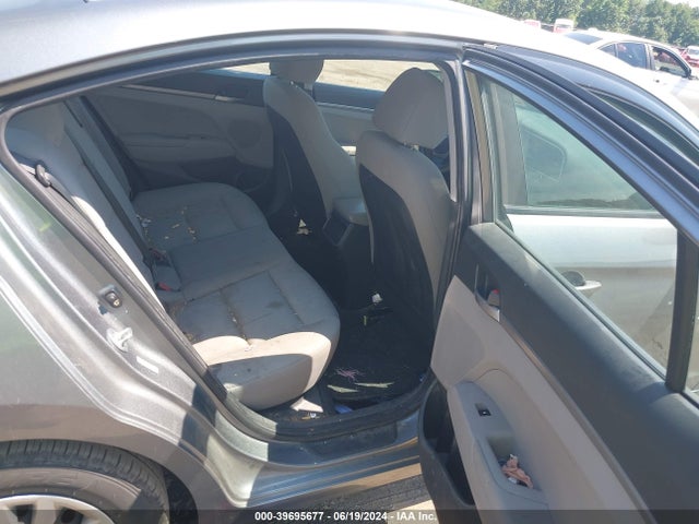 Hyundai ELANTRA SE 2017 KMHD74LF5HU422432 Image 8
