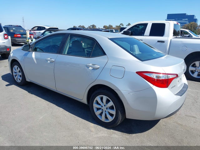 Toyota COROLLA LE 2016 5YFBURHE5GP491571 Image 3