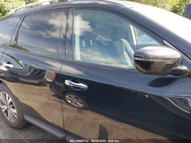 5N1DR2BN8LC591060 Nissan Pathfinder Sv 2wd