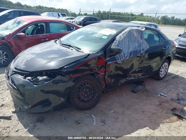 Toyota COROLLA LE 2017 5YFBURHE9HP723994 Image 2
