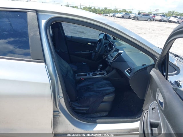1G1BC5SM1H7269715 Chevrolet Cruze Ls Auto