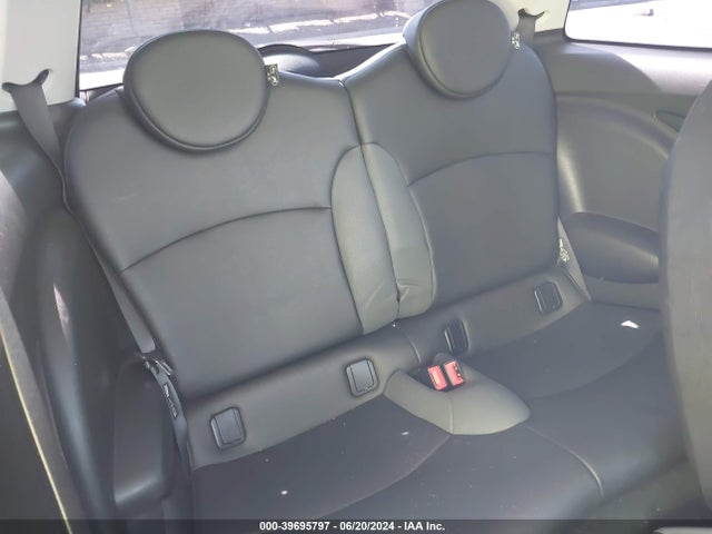 2008 MINI COOPER WMWMF33598TT67804 Photo 7