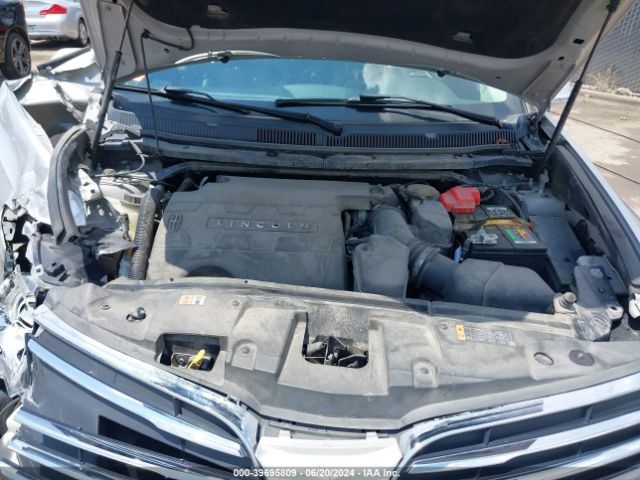2LMHJ5FK6HBL00660 Lincoln MKT