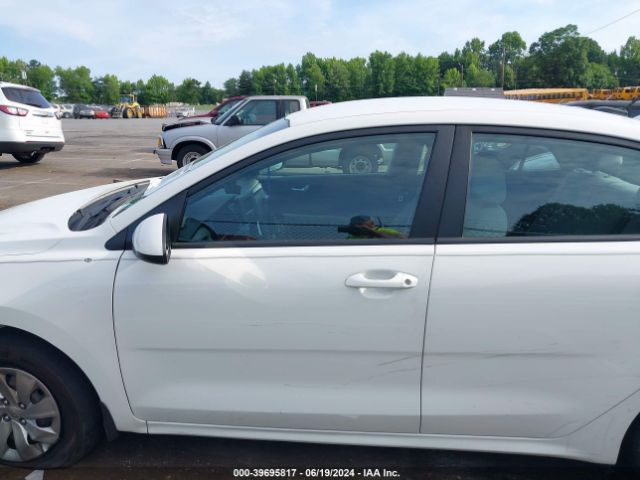 3KPA24AB2JE133115 KIA RIO S