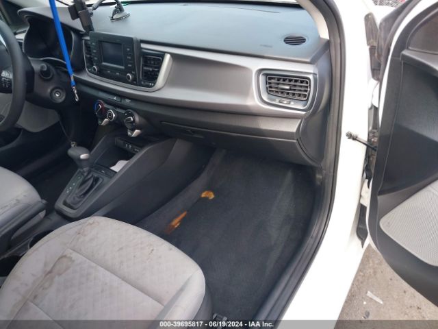 3KPA24AB2JE133115 KIA RIO S