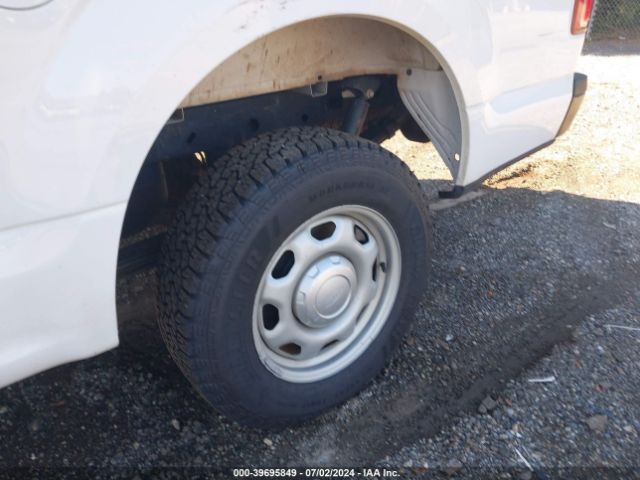 1FTFX1E5XJKC31509 Ford F-150 Xl