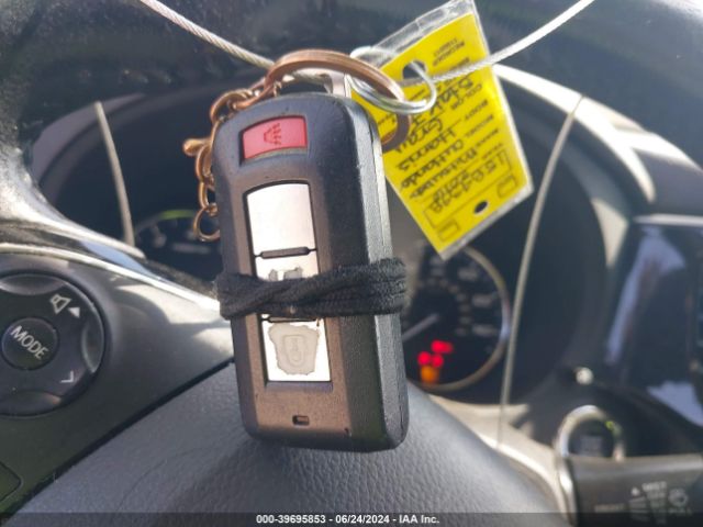 JA4AD3A38GZ020239 Mitsubishi Outlander Se