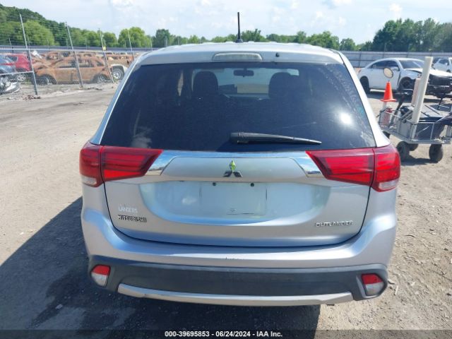 JA4AD3A38GZ020239 Mitsubishi Outlander Se