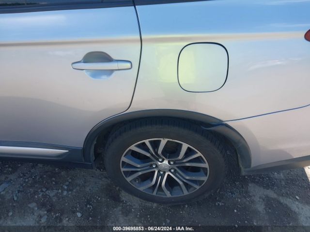 JA4AD3A38GZ020239 Mitsubishi Outlander Se