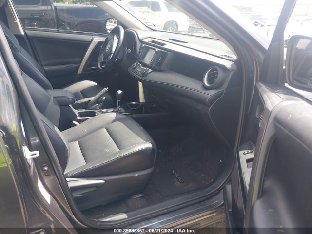 Toyota Rav4 Limited 2017 JTMYFREV0HD105538 Image 5