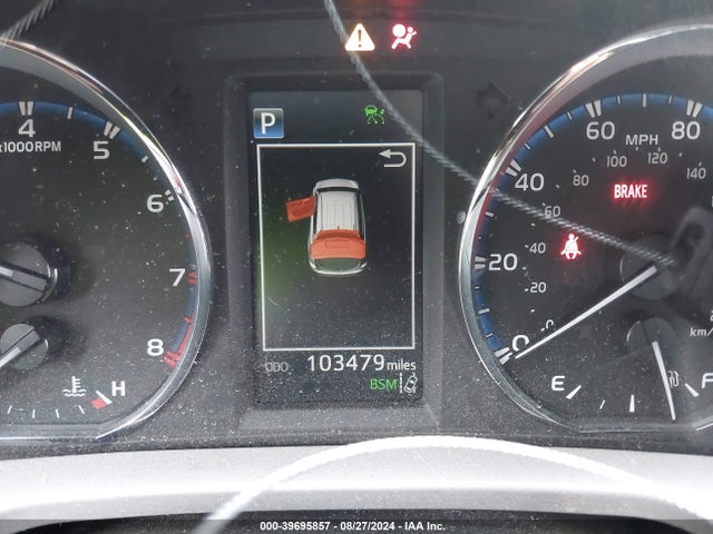 Toyota Rav4 Limited 2017 JTMYFREV0HD105538 Image 7
