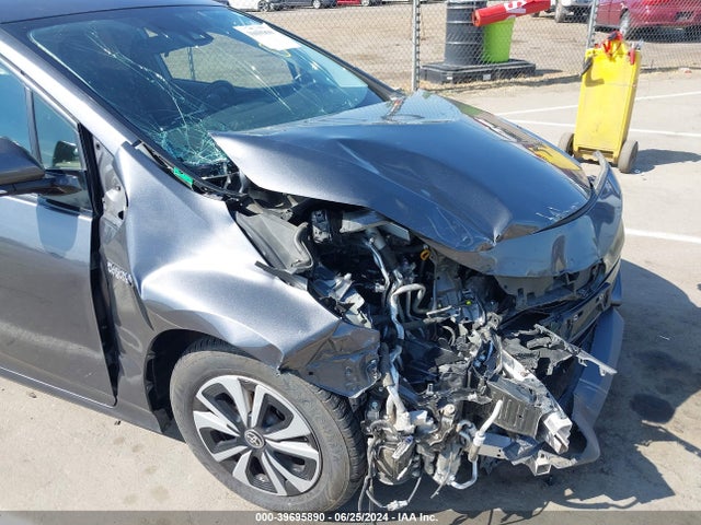 Toyota Prius Prime Premium 2018 JTDKARFP3J3084104 Image 19