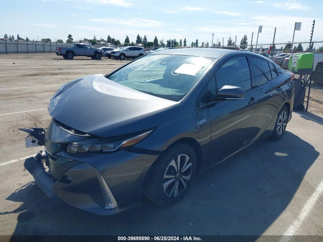 Toyota Prius Prime Premium 2018 JTDKARFP3J3084104 Image 2