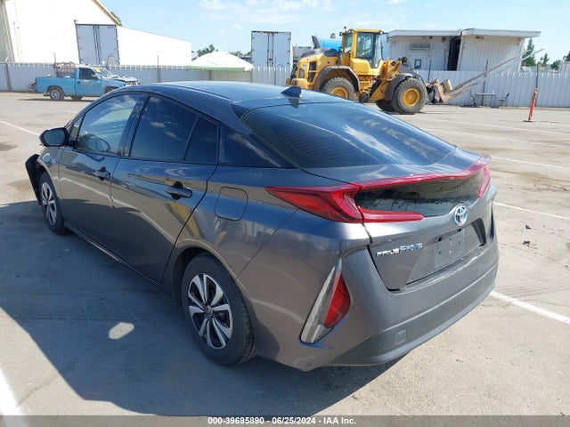 Toyota Prius Prime Premium 2018 JTDKARFP3J3084104 Image 3