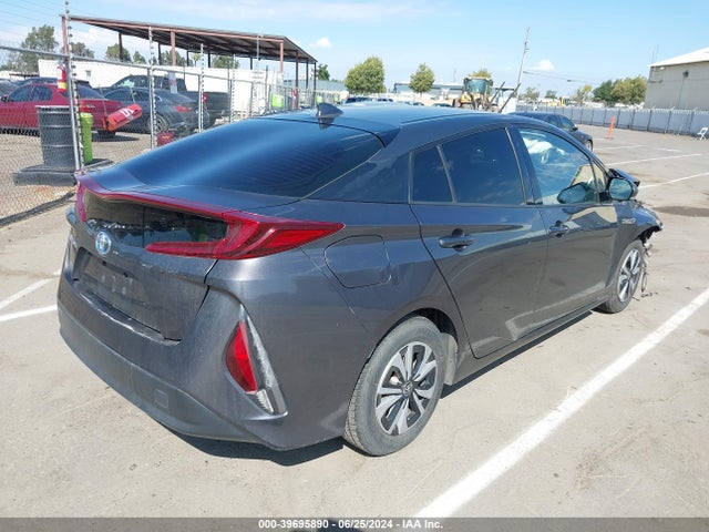 Toyota Prius Prime Premium 2018 JTDKARFP3J3084104 Image 4