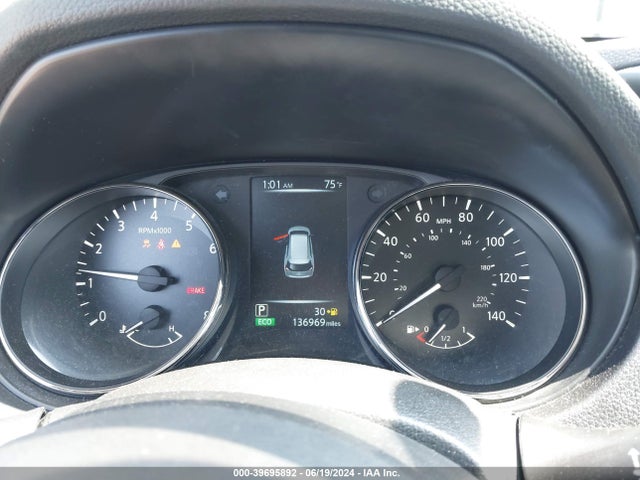 Nissan ROGUE S 2017 JN8AT2MT2HW387059 Image 7
