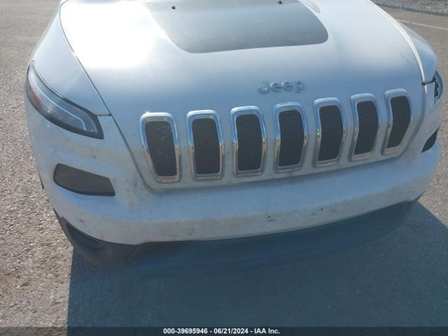1C4PJLAB4GW168020 Jeep Cherokee Sport