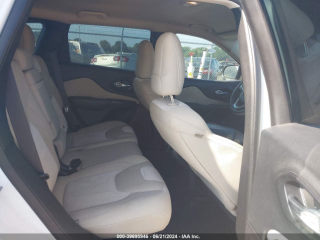 1C4PJLAB4GW168020 Jeep Cherokee Sport
