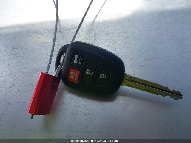 Toyota Corolla S Plus 2016 2T1BURHE8GC573438 Image 11