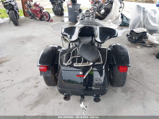 2015 HARLEY-DAVIDSON FLRT 1HD1MCM18FB850628 Photo 5