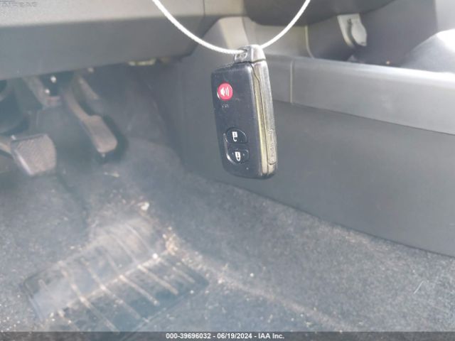 JTKJF5C7XGJ016745 Scion TC