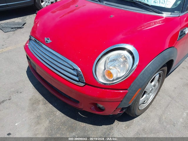 2008 MINI COOPER WMWMF33558TT62048 Photo 5