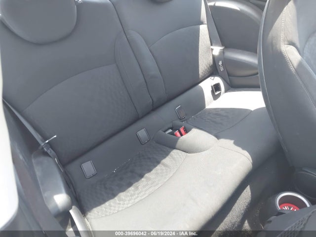 2008 MINI COOPER WMWMF33558TT62048 Photo 7
