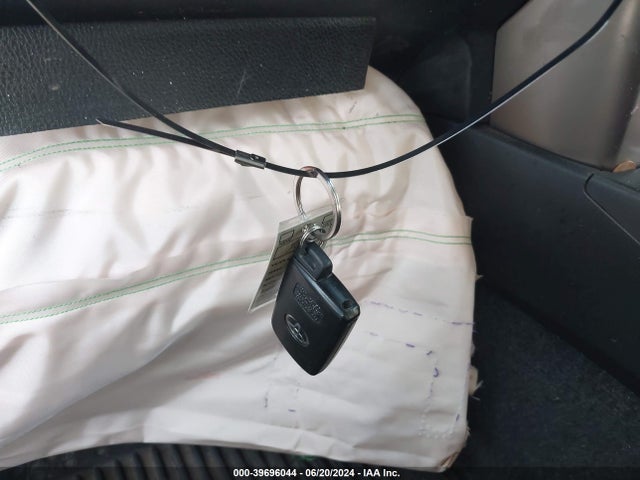 Toyota Rav4 Xle 2018 JTMRFREV4JJ740905 Image 11