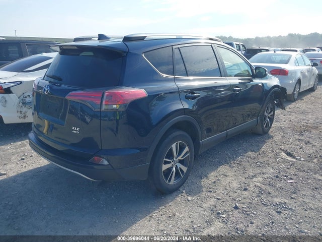 Toyota Rav4 Xle 2018 JTMRFREV4JJ740905 Image 4