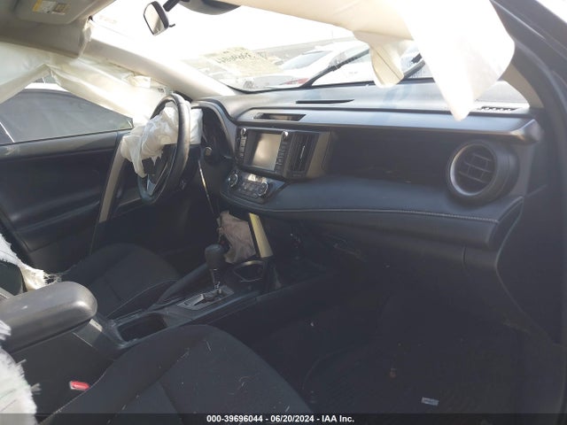 Toyota Rav4 Xle 2018 JTMRFREV4JJ740905 Image 5