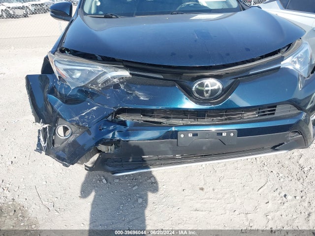 Toyota Rav4 Xle 2018 JTMRFREV4JJ740905 Image 6