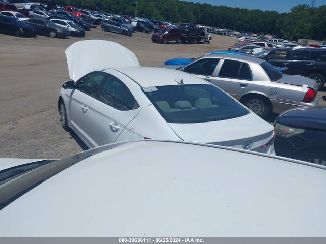 Hyundai ELANTRA SE 2017 5NPD74LF9HH036076 Image 3