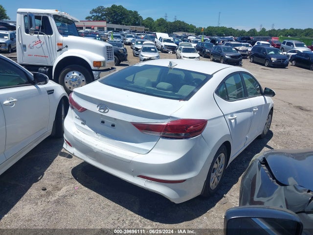 Hyundai ELANTRA SE 2017 5NPD74LF9HH036076 Image 4