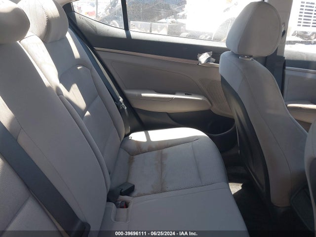 Hyundai ELANTRA SE 2017 5NPD74LF9HH036076 Image 8