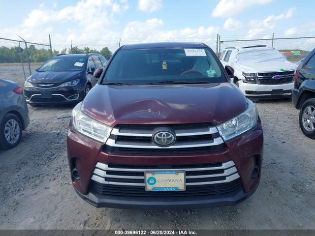 Toyota Highlander Le 2018 5TDZARFH8JS033719 Image 12