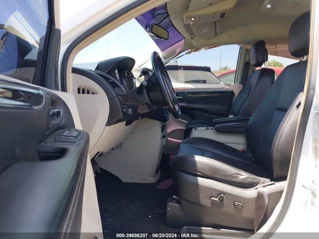 2C4RC1BG7ER358966 Chrysler Town & Country Touring