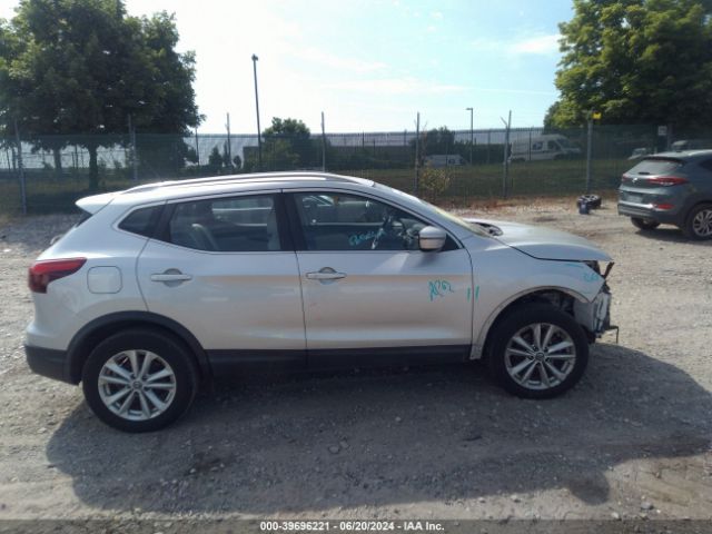 JN1BJ1CR7KW621292 Nissan Rogue Sport Sv