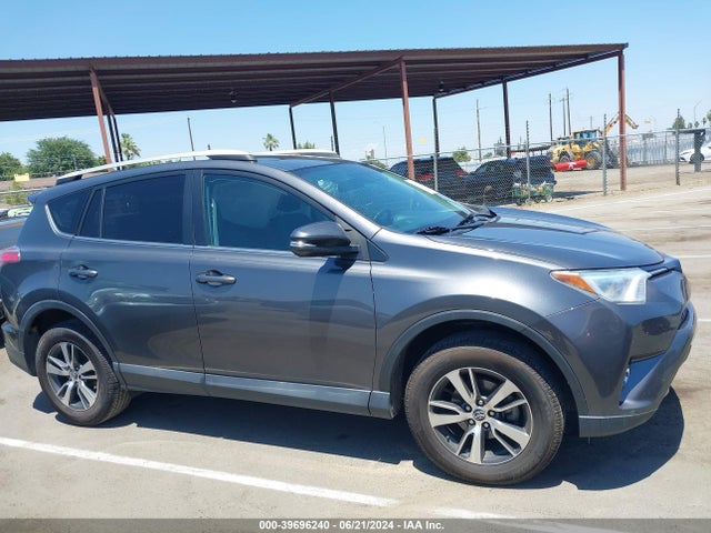 Toyota Rav4 Xle 2018 2T3RFREVXJW811722 Image 13