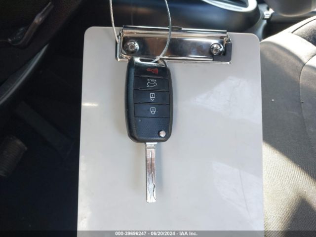 KNDJP3A51F7212532 KIA SOUL +