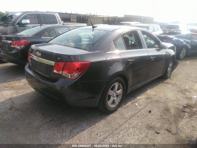 Chevrolet Cruze 1lt Auto 2014 1G1PC5SB8E7274653 Image 4