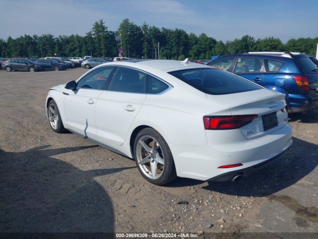 WAUENCF58JA136641 Audi A5 2.0t Premium