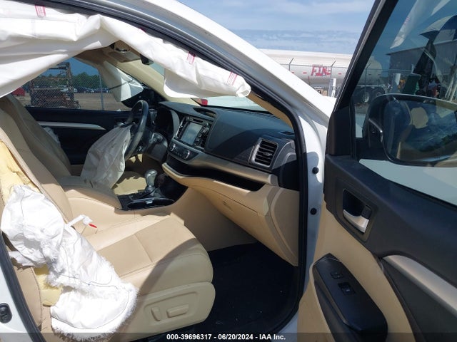 Toyota Highlander Xle 2017 5TDKZRFH7HS517398 Image 5
