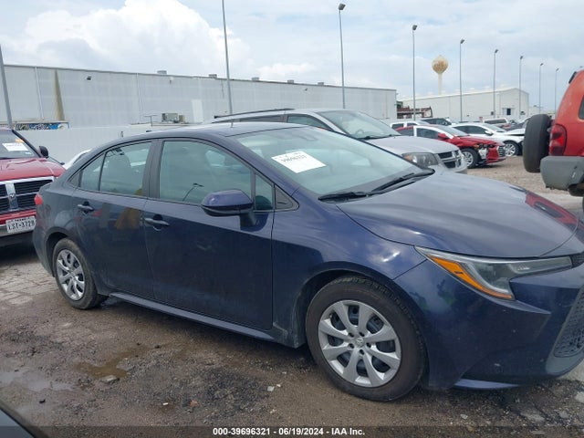 Toyota COROLLA LE 2022 5YFEPMAE7NP301915 Image 13